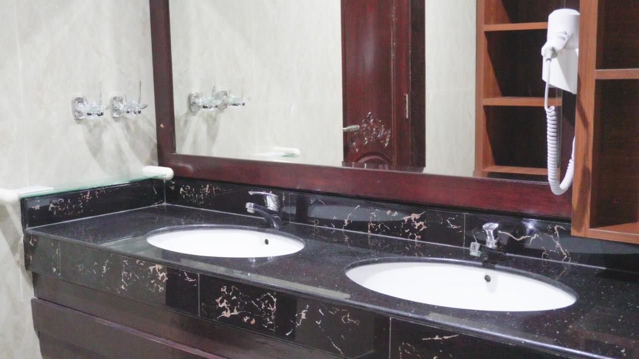Gili Beachfront Suites Gili Trawangan Zewnętrze zdjęcie